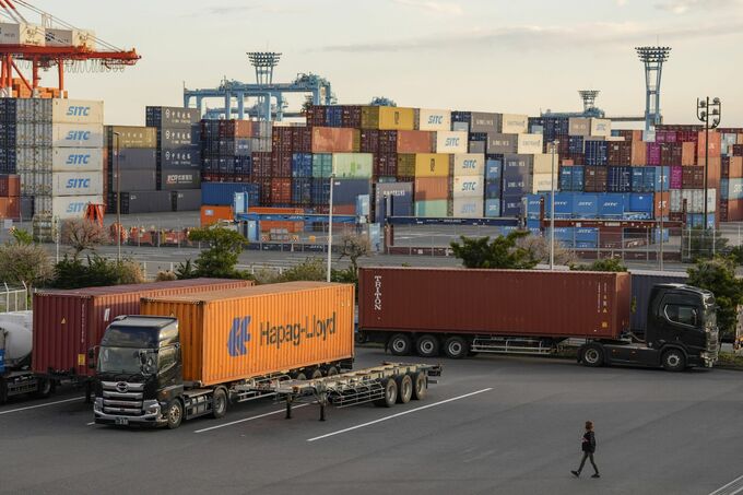 輸出が８カ月ぶり減少、対米２カ月連続マイナス－関税の影響顕在化