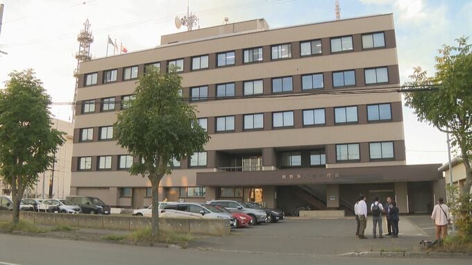 漁船のエンジンルームから出火　僚船が消火するもえい航中に沈没　乗組員3人全員は救助され、けがなし　北海道東部・厚岸湾|TBS NEWS DIG