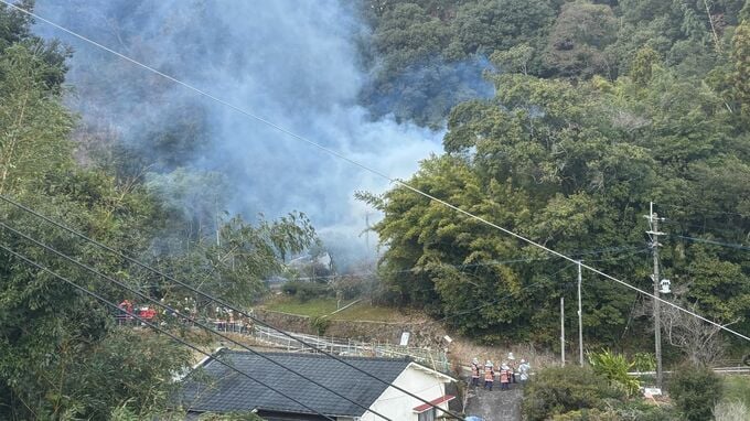 「倉庫が燃えている」鹿児島市東俣町で火事　消防が消火活動中|TBS NEWS DIG