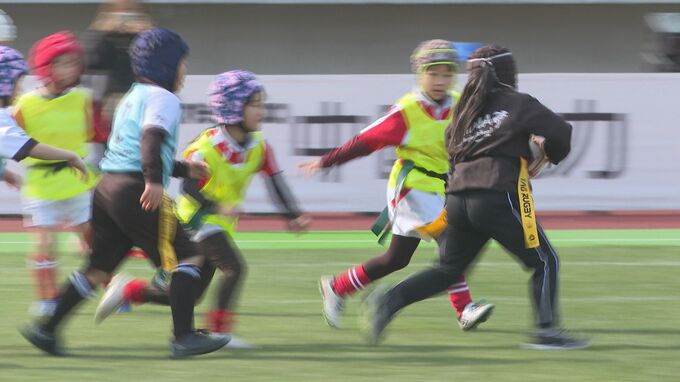 「プロから教わりすごくうれしい！」中国電力レッドレグリオンズ　選手が小学生にラグビー教える　山口市|TBS NEWS DIG