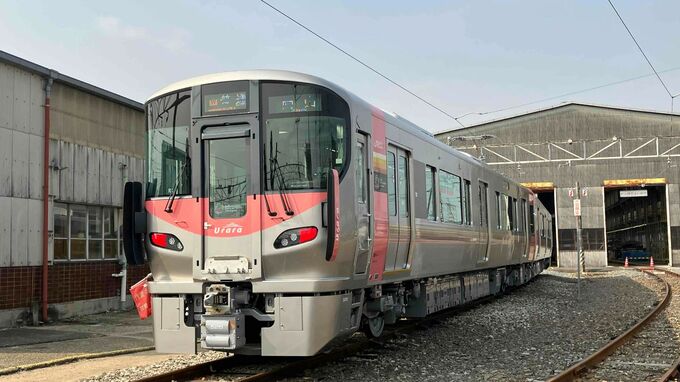 JR西日本「227系Urara」7月22日運行開始決定　117系車両の定期列車としての運行終了へ【岡山】|TBS NEWS DIG