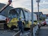 バス運転手が一時意識喪失 富士市で路線バスが家屋の外壁などに衝突し3人軽傷の事故＝静岡・富士市　|　静岡のニュース | SBSNEWS | 静岡放送