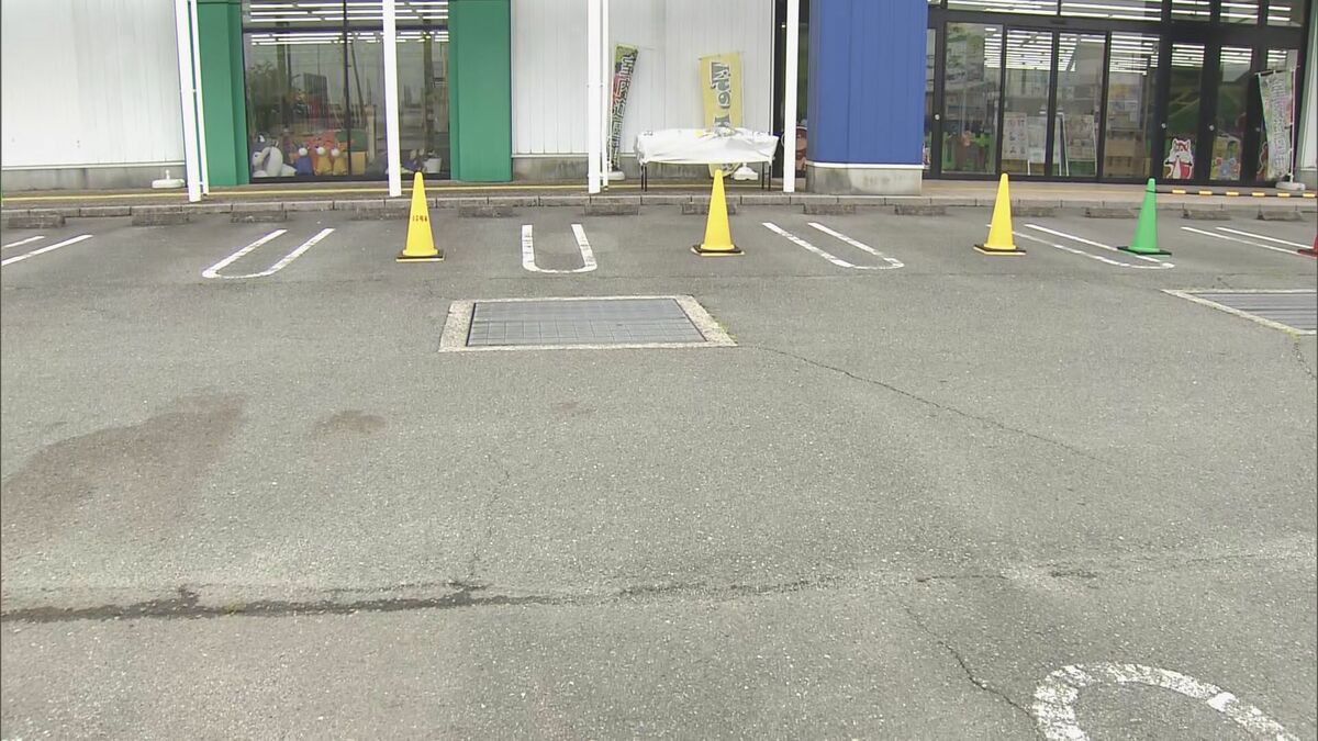 駐車場で5歳の保育園児はねられ死亡 軽乗用車運転の56歳女性を書類送検 過失運転致死の疑い 三重・明和町の商業施設