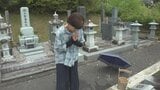 「ご先祖様も暑さでクラクラしないように」県内5日ぶりの猛暑日 霊園では汗を流しながら墓参り 山梨|TBS NEWS DIG