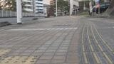 「車が人を引きずっている」 駐車場前の歩道で横たわる男性が車にひかれ重傷 上半身が車の下敷きに 那覇市 | 沖縄のニュース|RBC 琉球放送