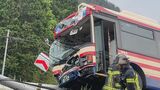 事故原因は運転手の病気の可能性…路線バスが反対車線のガードレールや電柱に衝突 乗客の70代女性が軽傷 現場は緩やかな下り坂の急カーブ 福島 | 福島のニュース│TUF