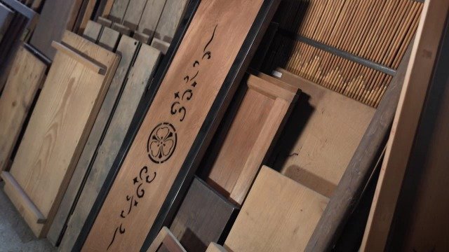 廃材がレトロ家具やインテリアに生まれ変わる「古材に新たな価値を」大手の雑貨店でも利用|TBS NEWS DIG