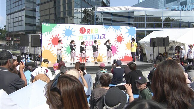 子どもたちがスポーツ中継のカメラ操作を体験 「RKBカラフルフェス」2日目|TBS NEWS DIG