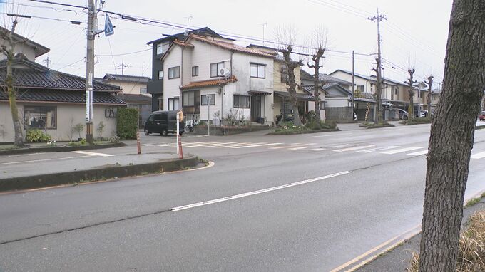 高齢女性が車にはねられ死亡　横断歩道渡っていたか　自称団体職員の女を現行犯逮捕　　石川・内灘町　|　石川県のニュース｜MRO北陸放送