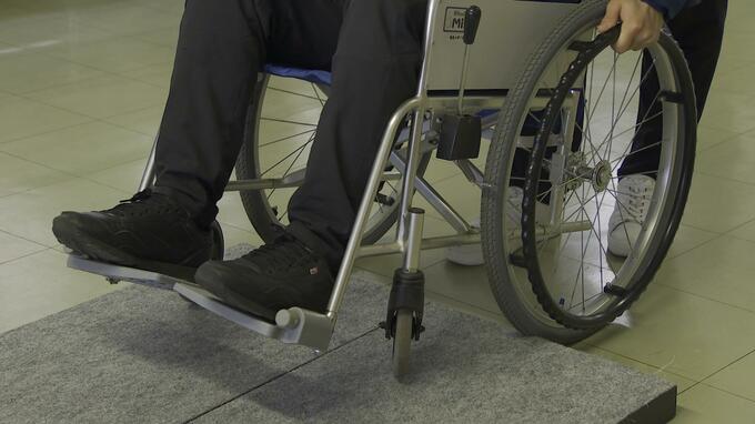 車いすを使用した体験型講座で“全ての人が住みやすい社会”の実現を考える | 青森のニュース│ATV NEWS│青森テレビ
