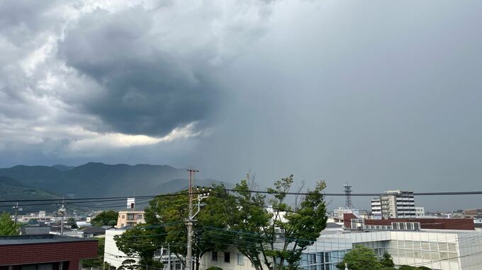 【関東甲信】大気不安定　15日夜遅くにかけてと、16日朝から夜遅くにかけ　雷を伴った激しい雨や非常に激しい雨の降る所が　警報級の可能性も　【雨と風のシミュレーション・発雷確率】|TBS NEWS DIG