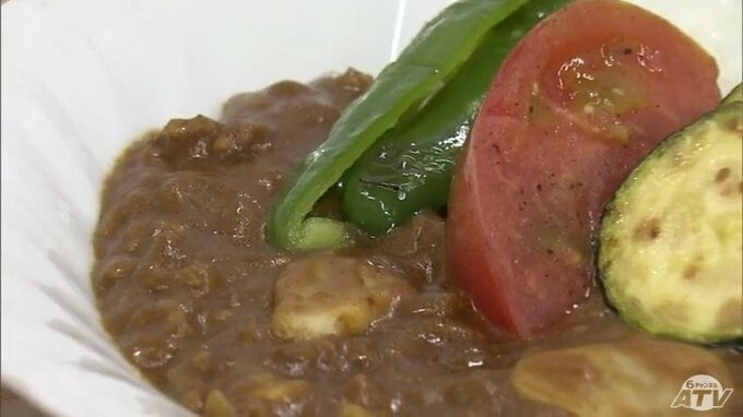 「すごくカレーと合っておいしい！」大手食品メーカーが青森県産の食材をふんだんに使ったカレーの“特別レシピ”を考案　宮下宗一郎 知事が太鼓判|TBS NEWS DIG