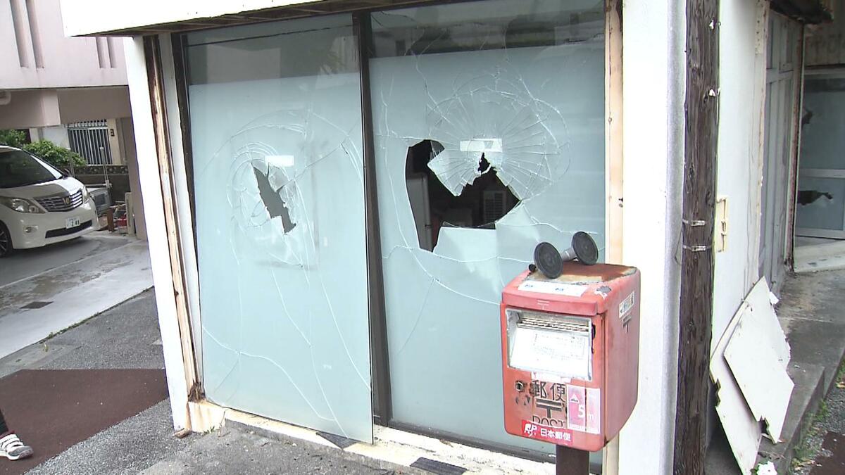 古謝景春南城市長の後援会事務所で窓ガラスが割られる　50代の男を現行犯逮捕　認否や動機不明
