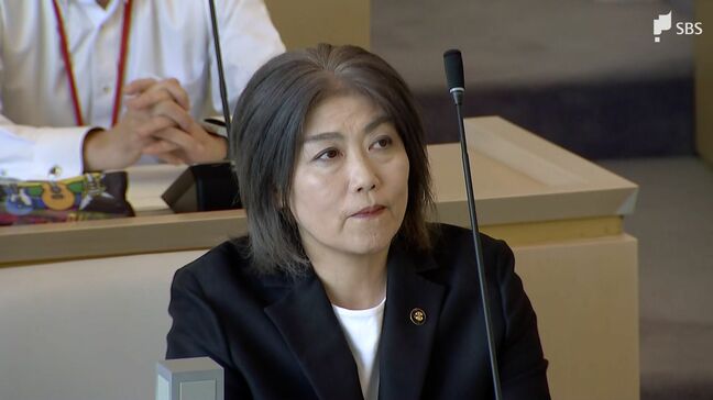 学歴詐称疑惑など巡り田久保真紀市長に対する不信任決議案、全会一致で可決 刑事告発も可決＝静岡・伊東市議会|TBS NEWS DIG