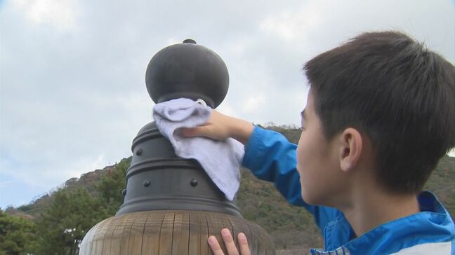 1年の汚れをきれいに　鳥取城跡の擬宝珠橋を小学生が「橋磨き」|TBS NEWS DIG