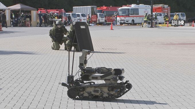 ZOZOマリンスタジアムで初めてテロ対応訓練　犯人確保し爆発物を回収　千葉県警や消防などが参加|TBS NEWS DIG