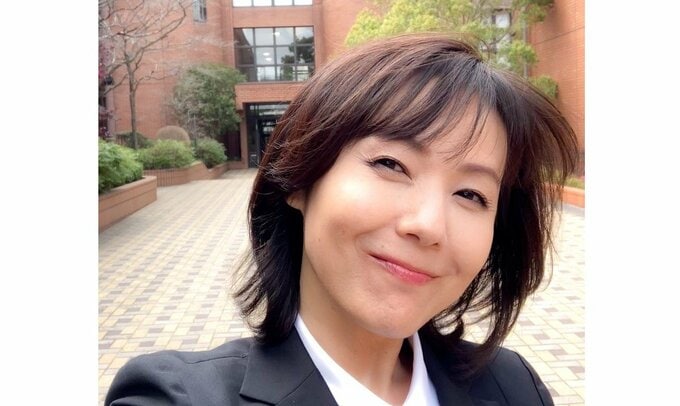 【六車奈々】 「51歳、女子大生になります!」「栄養士の資格取得を目指します!」「『母』『タレント』『女子大生』、この3足の草鞋を、全力で楽しみます」|TBS NEWS DIG