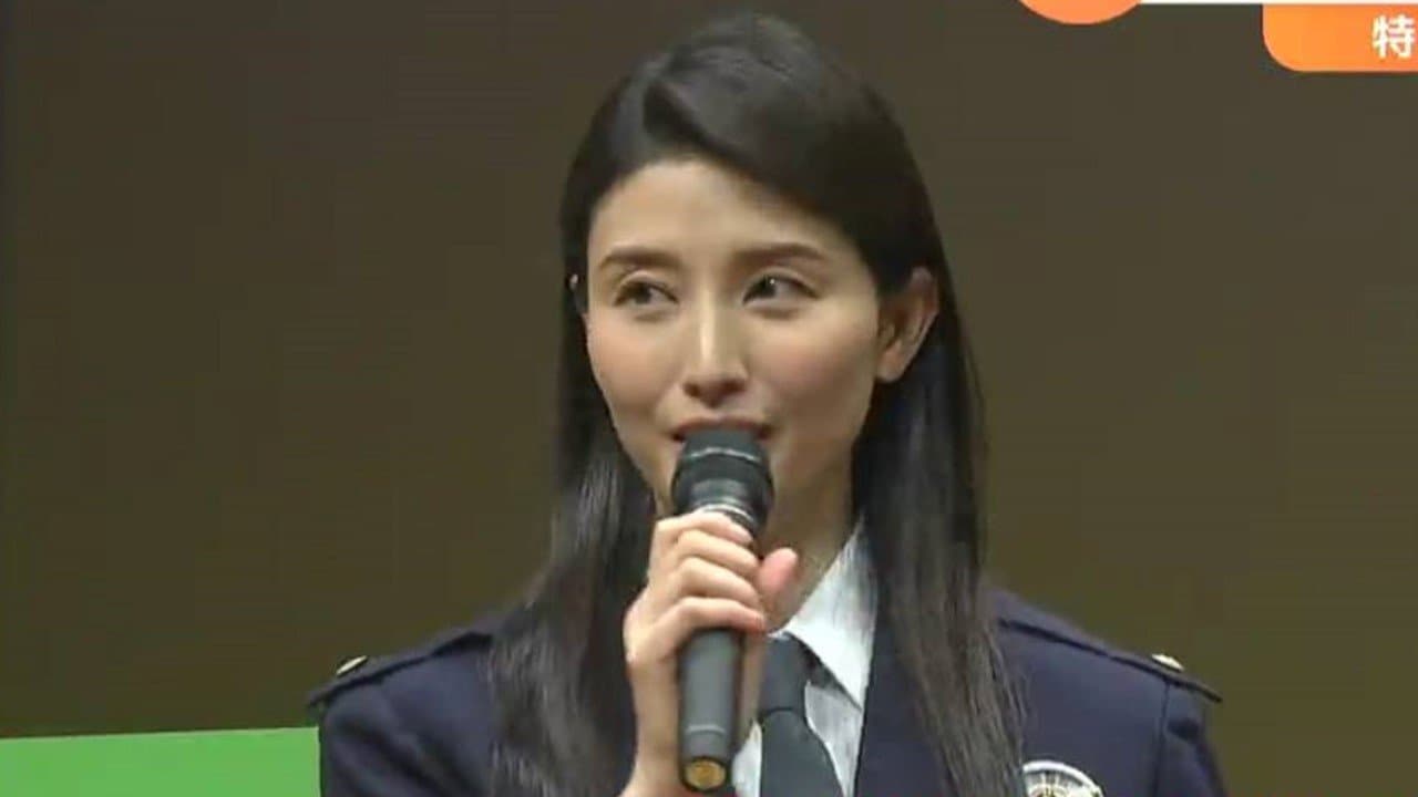 騙されないで」女優・橋本マナミさん 警察の特殊詐欺防止ポスター発表