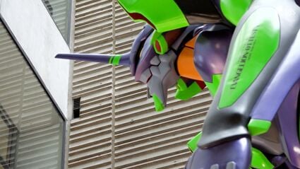 さらば初号機…浜松市役所の「エヴァンゲリオン立像」展示終了 最終日に