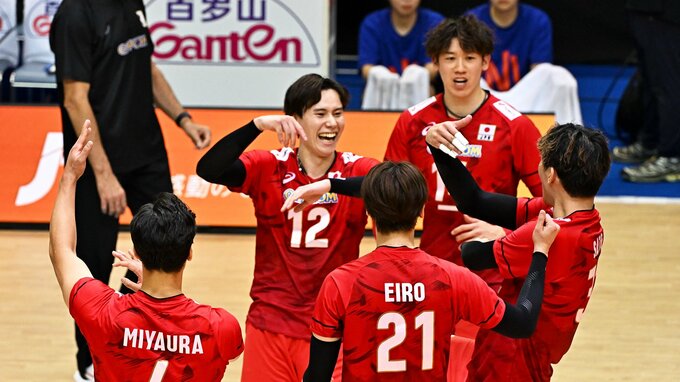 決勝ラウンドへ石川祐希「表彰台に上ることが最終的な目標」宮浦健人「自分の100%出したい」【ネーションズリーグ】|TBS NEWS DIG