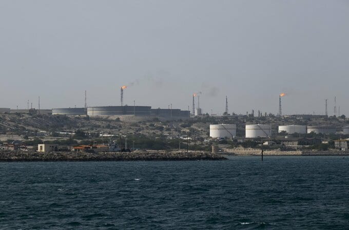 イラン戦争激化､湾岸の米同盟国にいら立ち-米軍の強硬対応求める声も
