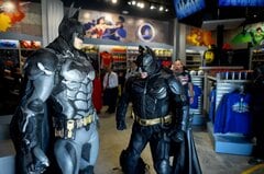 バットマンなどワーナー「ヒーロー」、テーマパーク展開拡大を協議| TBS CROSS DIG with Bloomberg