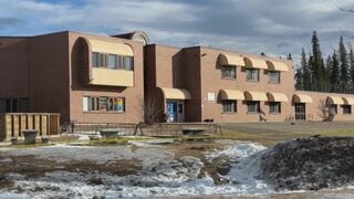 カナダ西部の学校銃撃事件　容疑者は地元に住む18歳女　自宅で母親や弟も殺害か　8人死亡| TBS CROSS DIG with Bloomberg