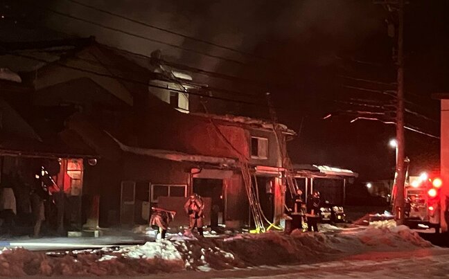 「建物が燃えている」と通報 郊外の住宅地で火事 けが人なし 富山・高岡市|TBS NEWS DIG