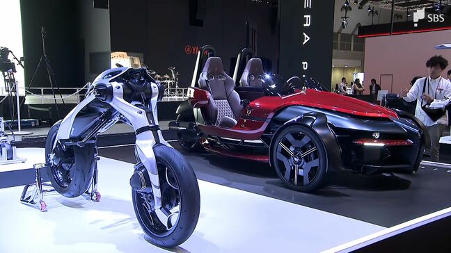 「50ccに置き換わるようなモデルを」約500社が参加のジャパンモビリティショー 転換期を迎えたバイクメーカーが提供する新たな選択肢|TBS NEWS DIG