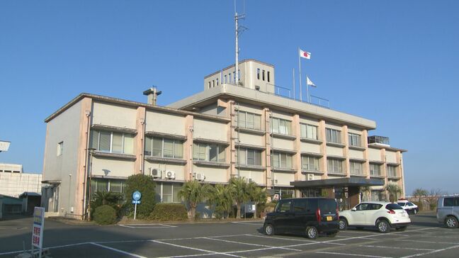 尺八で女性を十数回殴打した疑い　傷害の疑いで男（75）を逮捕　鹿児島|TBS NEWS DIG
