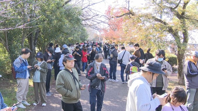 約300人が集結　人気のスマートフォンアプリ楽しむ　「ポケモンGO」イベント　|　山梨のニュース | ＵＴＹテレビ山梨