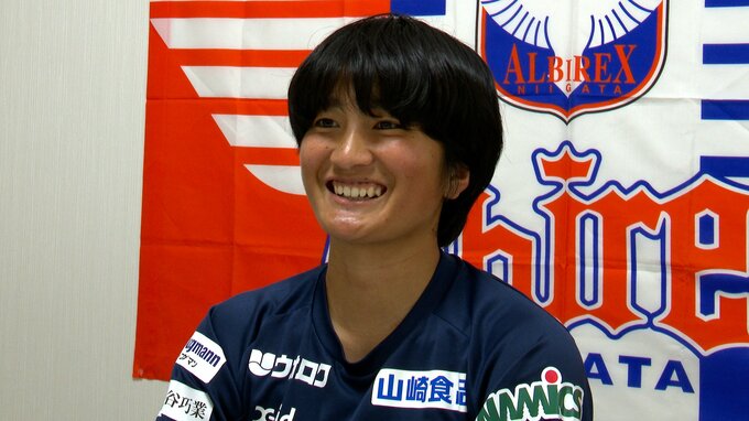 「GK以外は全部やった」新加入・髙梨智穂選手が放つ異彩　アルビレックス新潟Lの最終ラインを支える“究極のマルチロール”の素顔|TBS NEWS DIG