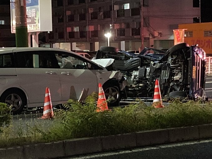 【速報】「1台が横転し、車内に人が取り残されている」通報　12〜48歳の男女7人を搬送　国道で事故　広島|TBS NEWS DIG