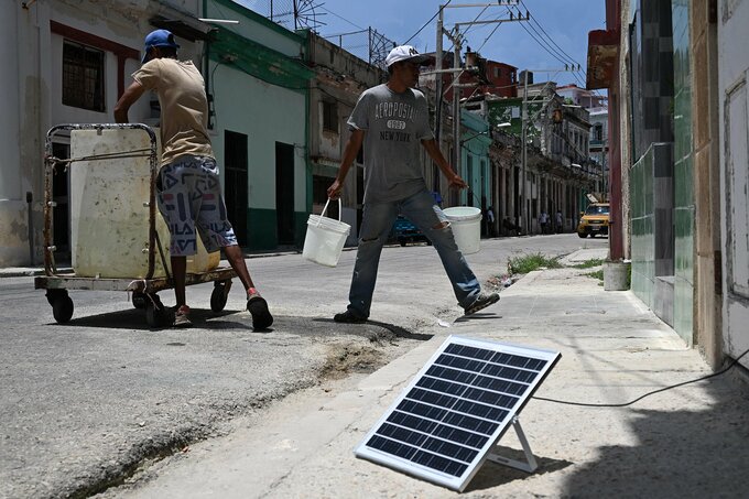 キューバ全国停電、米国の事実上の石油封鎖続く－危機の瀬戸際