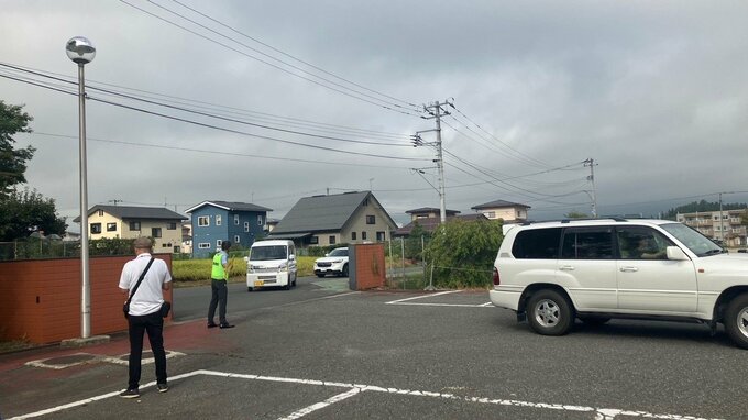 白鷹町簡易郵便局強盗事件　凶器を持った男が逃走…特徴は　小学校では保護者が児童を送迎（山形）　|　山形のニュース│TUYテレビユー山形
