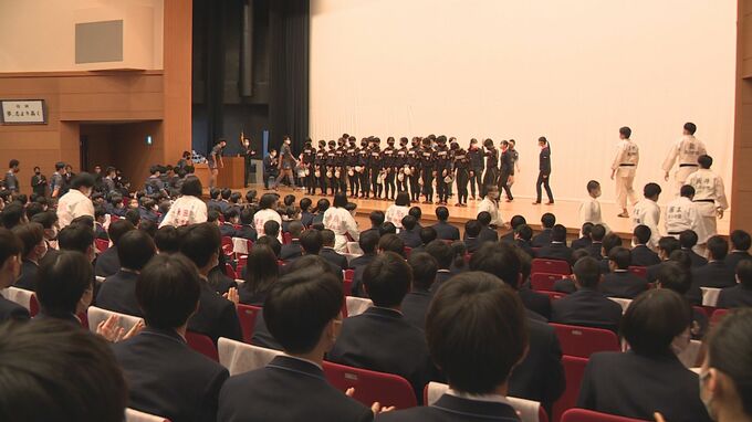 女子ソフトボール、柔道、ゴルフにラグビ－！高川学園壮行式　|　山口のニュース・天気・防災｜tys NEWS｜ｔｙｓテレビ山口