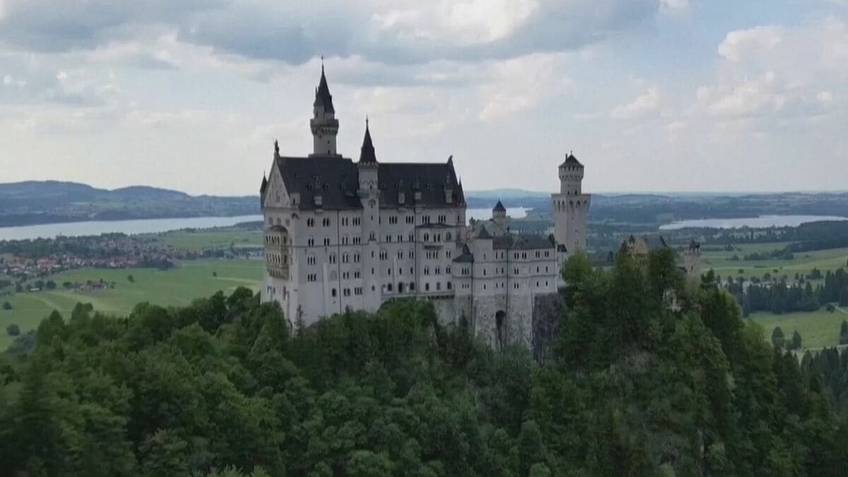 ディズニー「シンデレラ城」の“モデルの城”が世界遺産に ドイツ | TBS