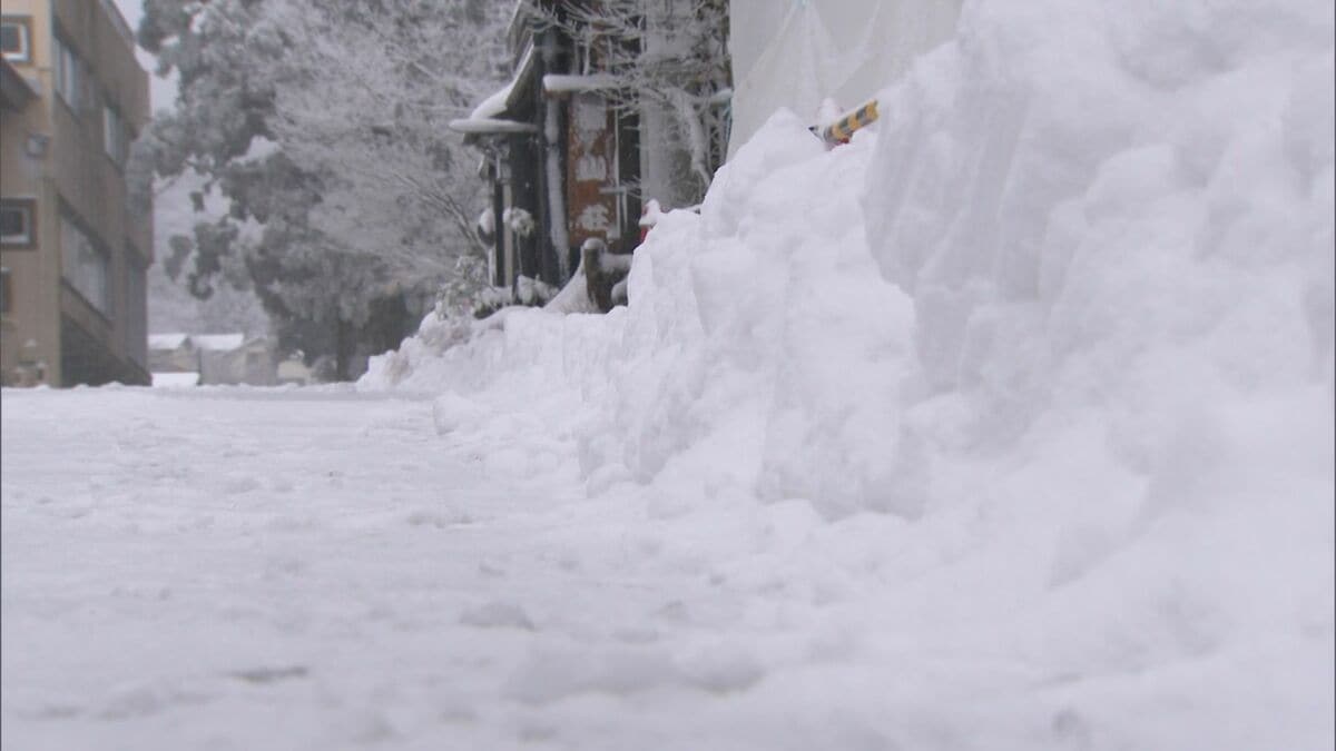 この冬は「ドカ雪」に注意…専門家が指摘 日本海の海水温が高いため、温度差で通常よりも強力な積乱雲発生する可能性 「JPCZ(日本海寒帯気団収束 ...