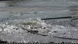 「1973年に敷設された水道管が損傷か」警ら中の警察官が道路が水浸しになっていることに気づいた　笠岡市の市道交差点付近で漏水【岡山】　|　岡山・香川のニュース | 天気 | RSK山陽放送