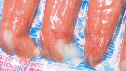 1人で10パック買う人も… 帰ってきた“カニカマ” 石川・七尾市の