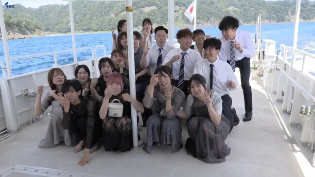 「思いやりや感謝の心忘れずに」 16人が門出に誓い 岩手・田野畑村で20歳の集い 名勝・北山崎の観光船周遊も|TBS NEWS DIG