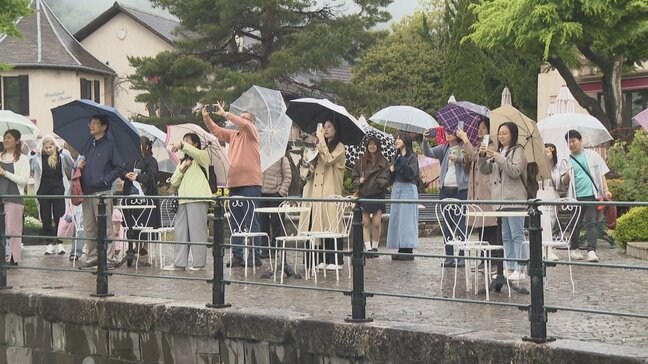 GW最終日　音楽に合わせたサンドアートで「白雪姫」を巧みに表現　山梨・河口湖音楽と森の美術館|TBS NEWS DIG