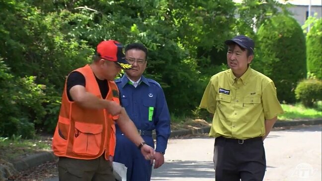 石原環境大臣がクマの緊急銃猟の現場を視察　「知見の共有が必要」　緊急銃猟の難しさをハンターが説明　青森県八戸市|TBS NEWS DIG
