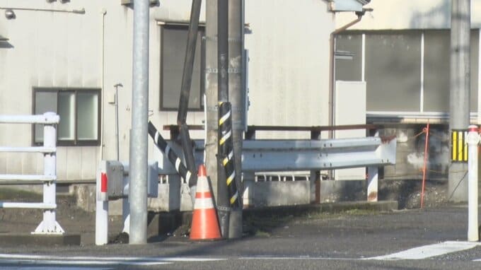 【速報】危険運転致死とひき逃げの疑い　33歳 知人の男を逮捕　制御困難な速度で信号機に衝突か、同乗の33歳女性死亡　富山・高岡市|TBS NEWS DIG