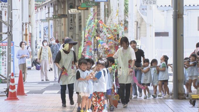 「アイドルにもなりたいけど、一番大好きなのがお花屋さん」七夕に向けて中心商店街で園児が笹出し　山口　|　山口のニュース・天気・防災｜tys NEWS｜ｔｙｓテレビ山口