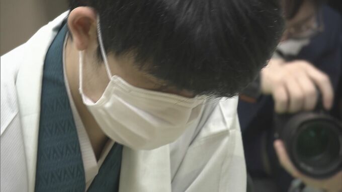 藤井聡太七冠誕生に羽生善治九段が祝福のコメント 羽生九段「前人未到の記録の達成は、将棋に興味を持つ子供たちに大きな夢と希望」 佐藤康光将棋連盟会長・谷川浩司十七世名人も【コメント全文】|TBS NEWS DIG