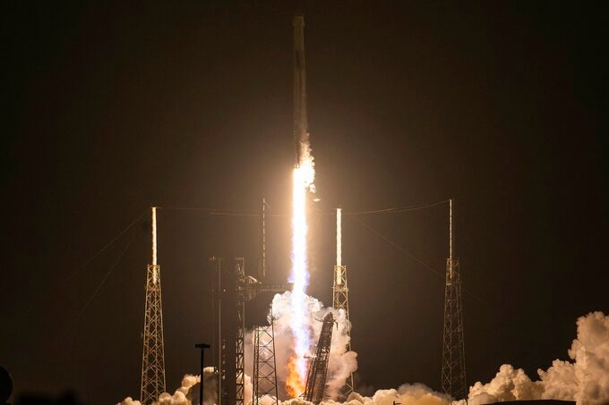 スペースXの上場計画、マスク氏の狙いは何か－史上最大のIPOを解説