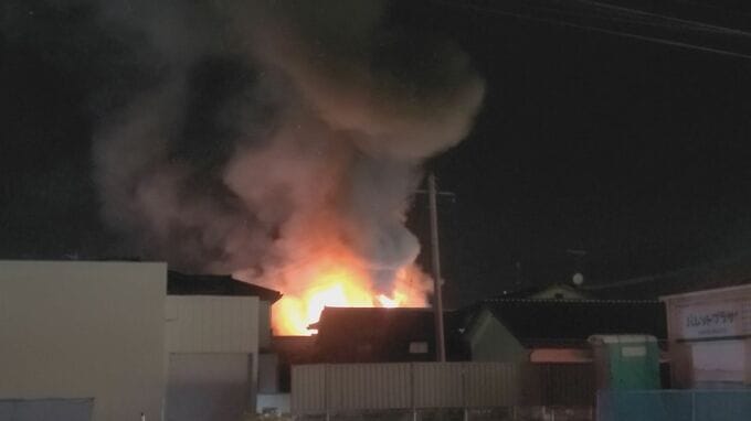 「住宅が燃えている」伊達市で火災　焼け跡から1人の遺体見つかる　福島|TBS NEWS DIG