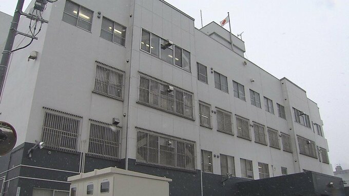 パスケースをなくした69歳男　飲食店に保管されていた落とし物の財布を盗んだか…「泥棒！」店員に叫ばれ、客が確保|TBS NEWS DIG