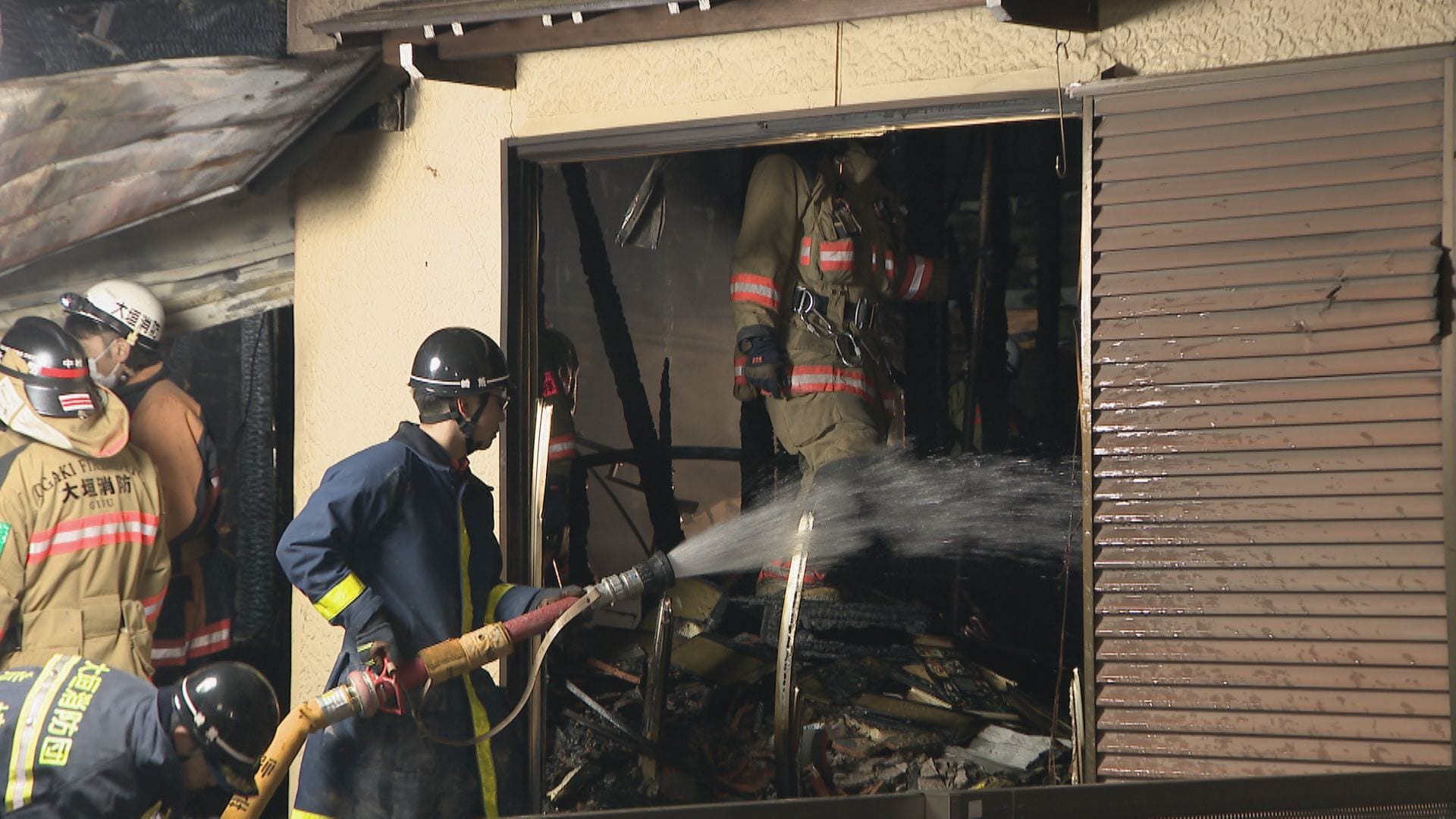 「黒煙・火の手も上がっている」岐阜・大垣市の住宅で火事　焼け跡から性別不明の1人の遺体